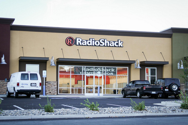 New Radio Shack Opening on Topsy – Around Carson